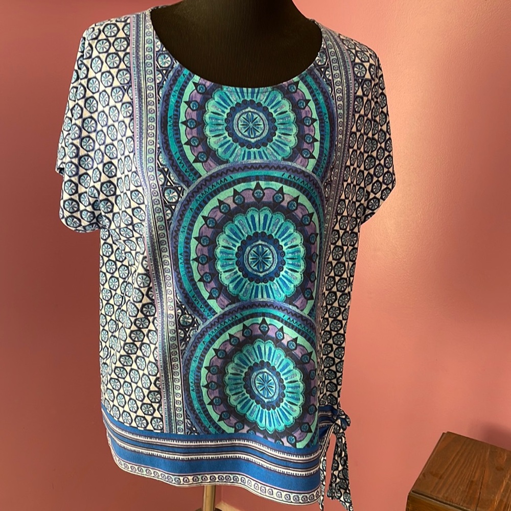 Side tie Chico’s top